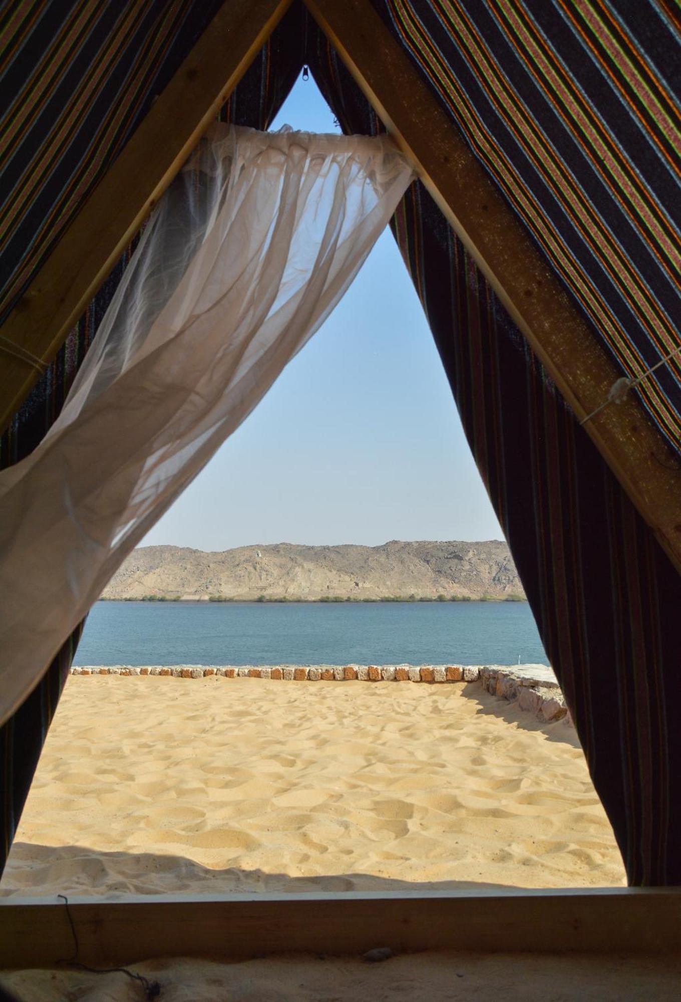 Heissa Hostel Aswan Exteriör bild
